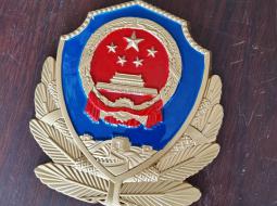 挑战铸铝警徽制作，打造 的警察形象